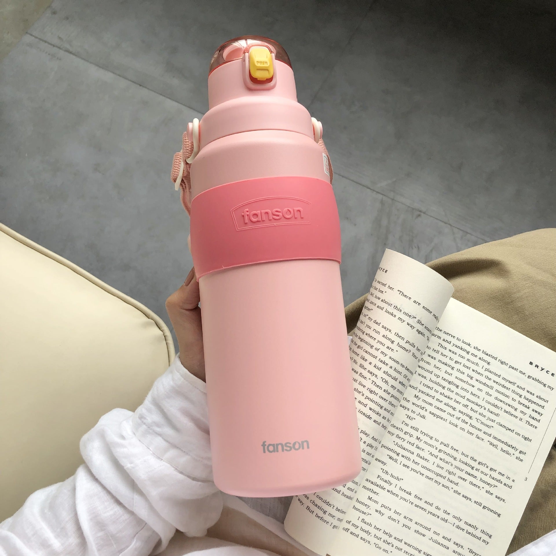 Large Capacity Thermos Outdoor Portable Cute Straw Thermos Mori Style Fresh Water Cup