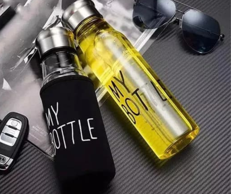 Glass Water Bottle Hydrate in style with the 550ml Borosilicate with cover